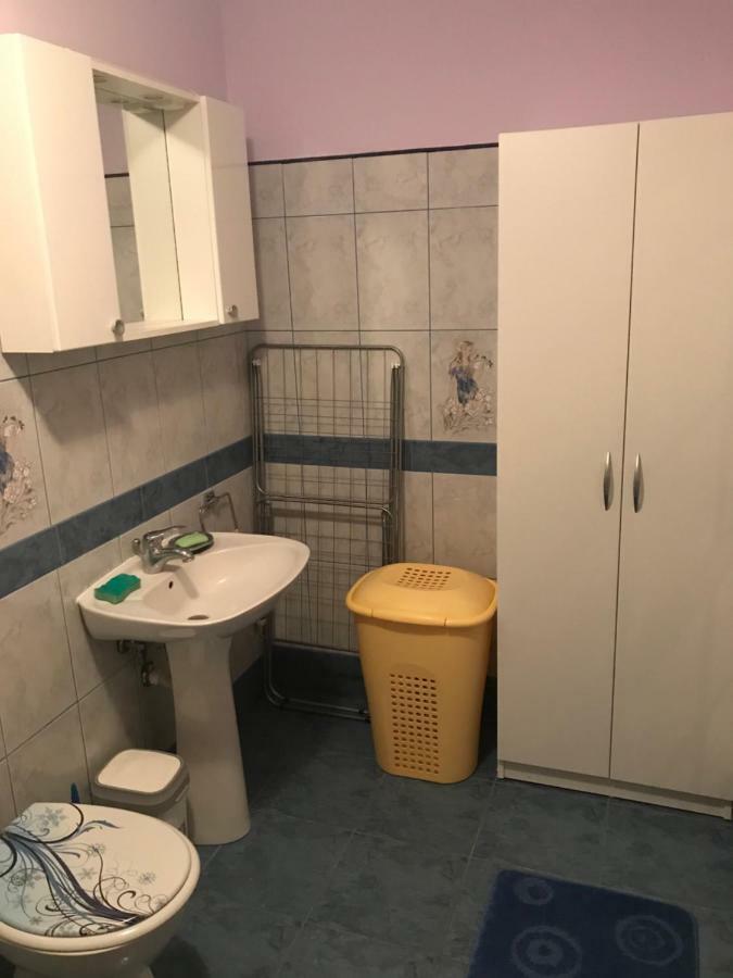 Apartment In Family House Linda Cavle Екстер'єр фото
